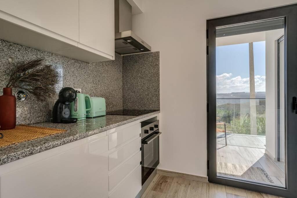 Happiness Apartment - 2Bedroom Apt In Aljezur Eksteriør bilde